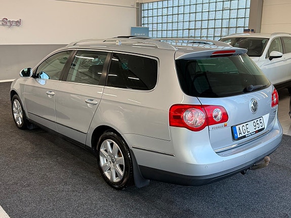 Volkswagen Passat 3 of 5