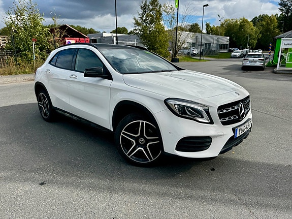 Mercedes-Benz GLA220