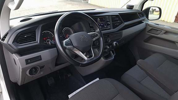 Volkswagen Transporter 13 of 25