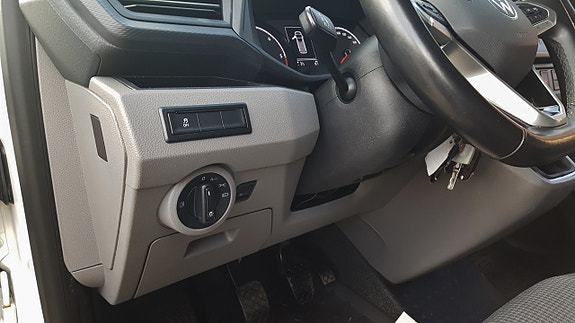 Volkswagen Transporter 24 of 25