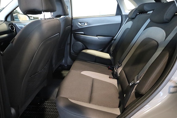 Hyundai Kona 13 of 26