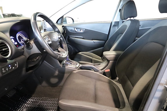 Hyundai Kona 11 of 26