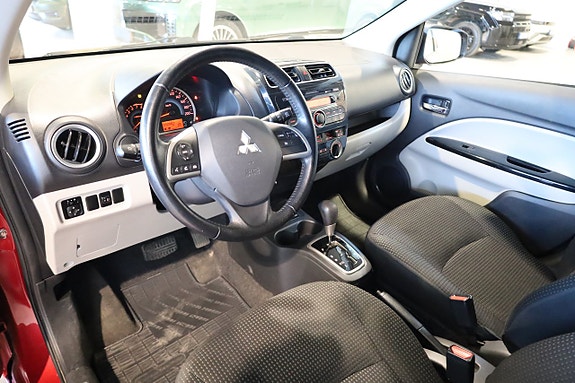 Mitsubishi Space Star 8 of 22
