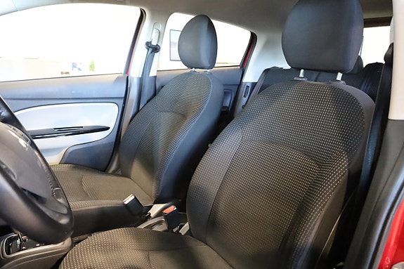 Mitsubishi Space Star 11 of 22