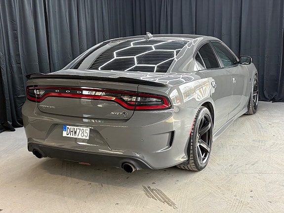 Dodge Charger 4 of 14