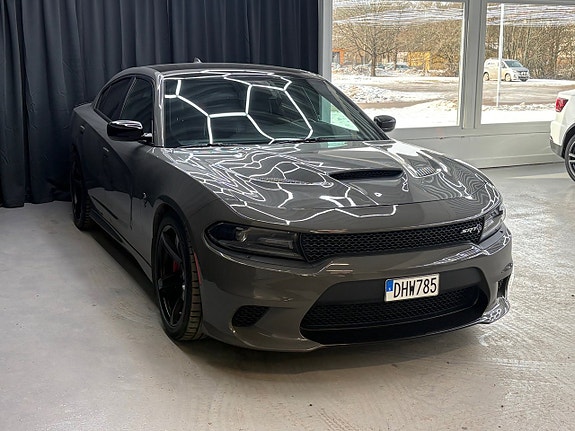 Dodge Charger 2 of 14