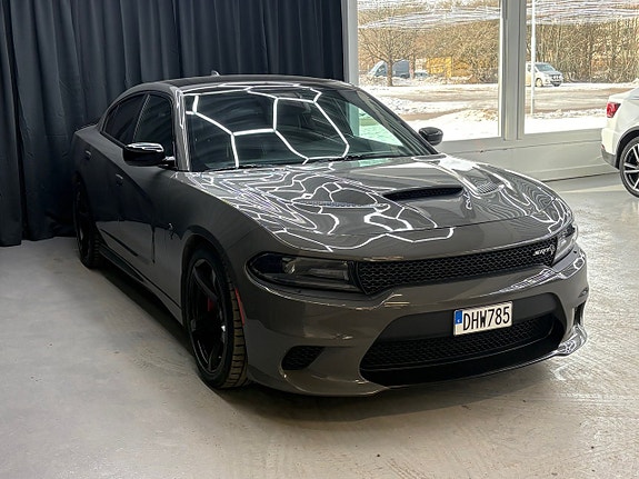 Dodge Charger 14 of 14
