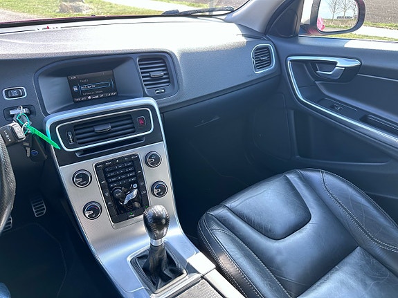 Volvo V60 15 of 16
