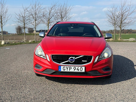 Volvo V60 3 of 5