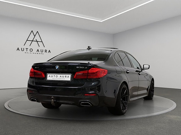 BMW 530d 4 of 5
