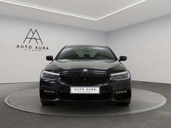 BMW 530d 2 of 5