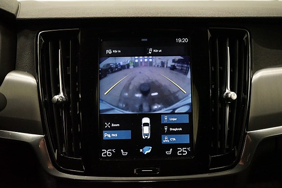 Volvo S90 14 of 22