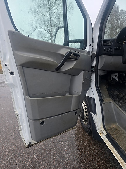 Mercedes-Benz Sprinter 519 8 of 19