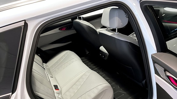 BYD Seal 6 5 of 5