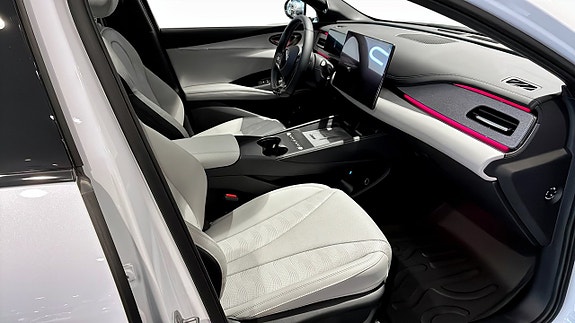 BYD Seal 6 3 of 5
