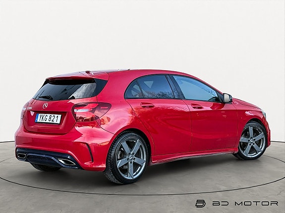 Mercedes-Benz A180 3 of 5