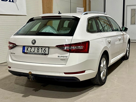 Skoda Superb 4 of 5