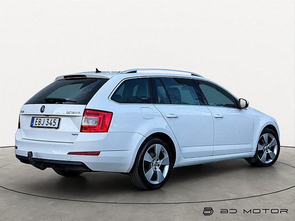 Skoda Octavia 3 of 5