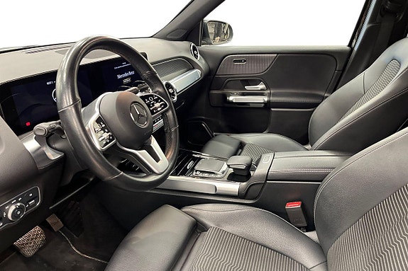 Mercedes-Benz GLB200 d 14 of 26