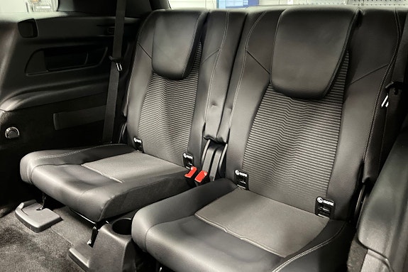 Mercedes-Benz GLB200 d 25 of 26