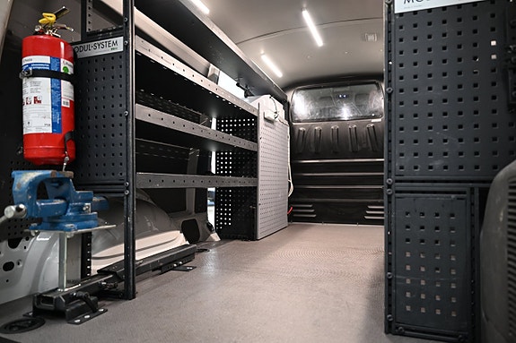 Volkswagen Transporter 12 of 30