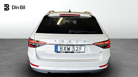 Skoda Superb 5 of 5