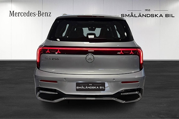 Mercedes-Benz GLB250+ 5 of 5