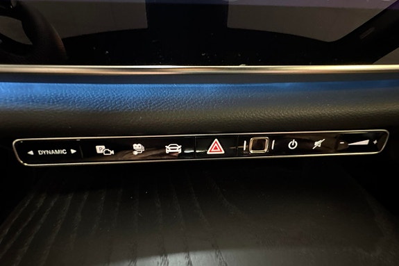 Mercedes-Benz E300 de 11 of 19
