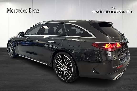 Mercedes-Benz E300 de 4 of 19