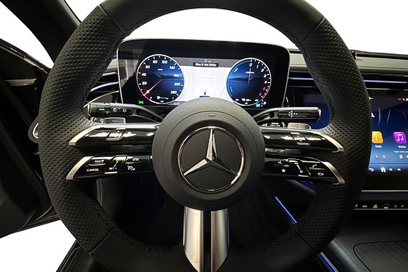 Mercedes-Benz E300 de 9 of 19