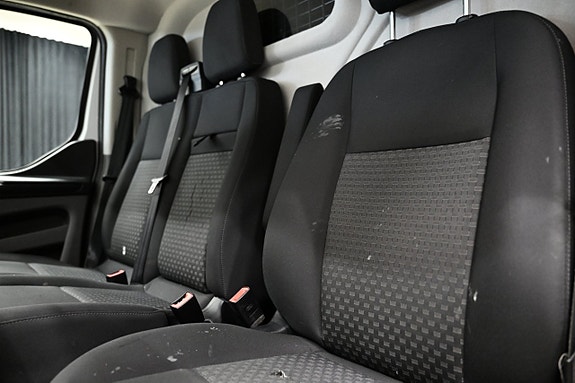 Ford Transit Custom 15 of 25