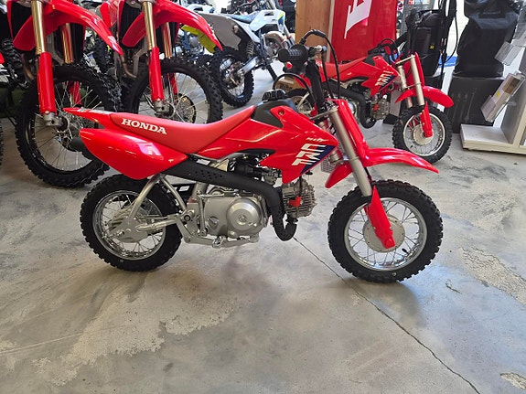 Honda CRF 50F -25 2 of 3