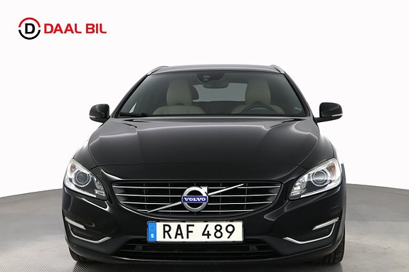 Volvo V60 2 of 23