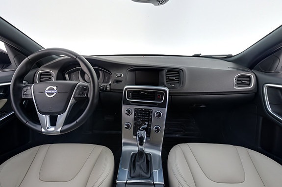 Volvo V60 12 of 23