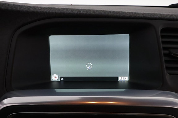 Volvo V60 17 of 23