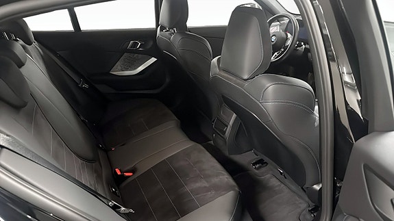 BMW 120 5 of 5
