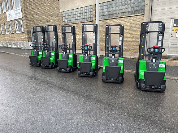 Cesab S212L nya Toyota SWE120L truckar med omgående leverans 5 of 5