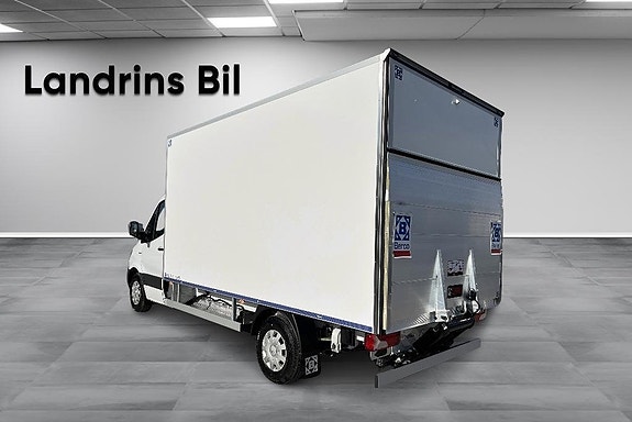 Mercedes-Benz eSprinter 420 6 of 14