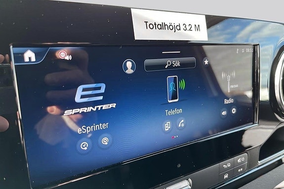 Mercedes-Benz eSprinter 420 11 of 14