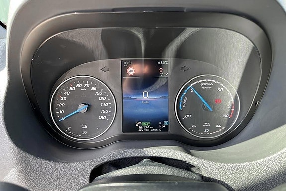 Mercedes-Benz eSprinter 420 10 of 14