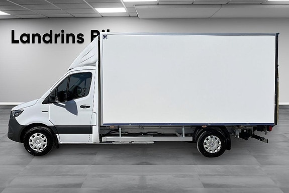 Mercedes-Benz eSprinter 420 4 of 14