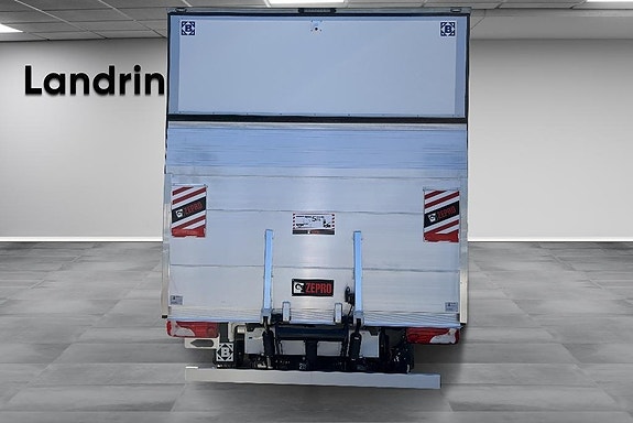 Mercedes-Benz eSprinter 420 9 of 14