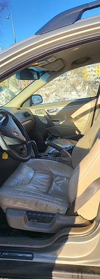 Volvo XC70 5 of 5