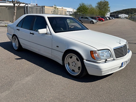 Mercedes-Benz S300