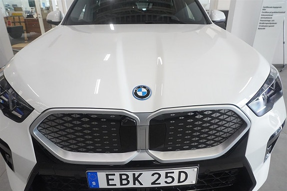 BMW iX2 17 of 17