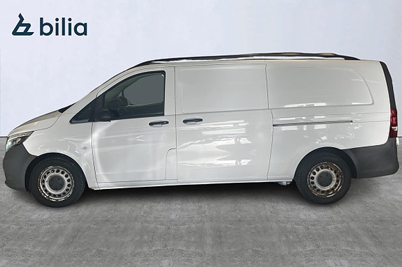 Mercedes-Benz Vito 108 2 of 5