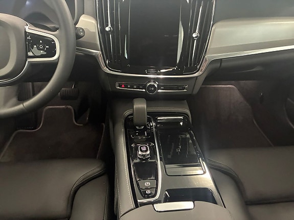 Volvo V90 12 of 16