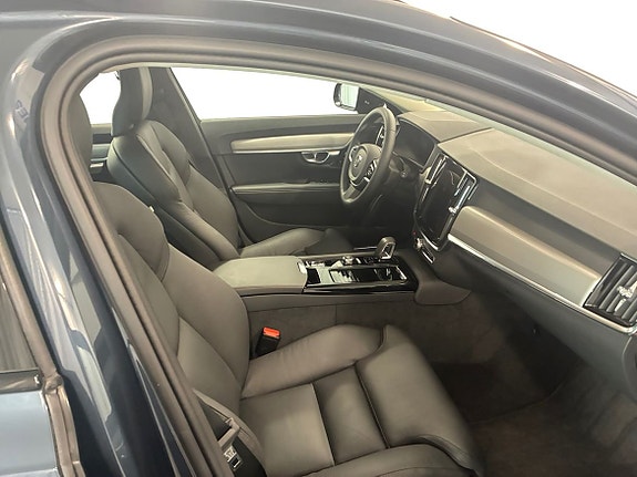 Volvo V90 4 of 16