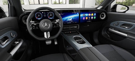 Mercedes-Benz GLB350 4 of 5