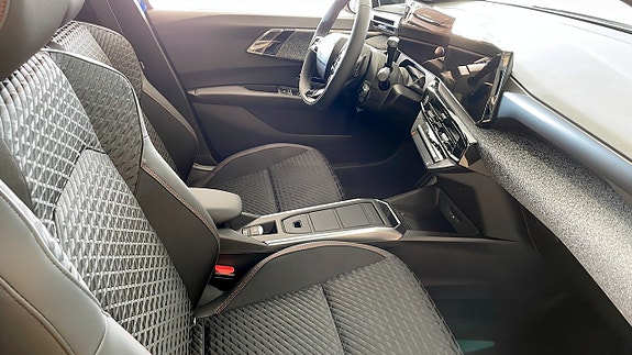 Renault Clio 3 of 12